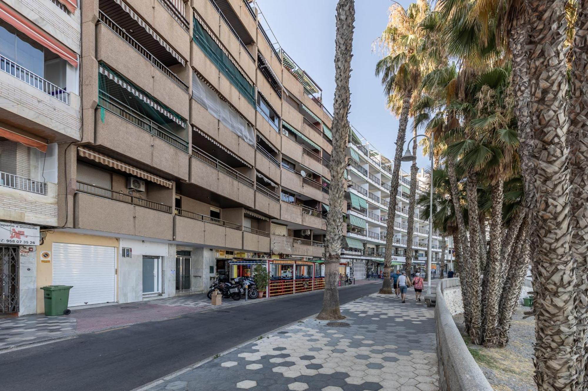 Atico Primera Linea De Playa Apartment Almunecar Exterior photo